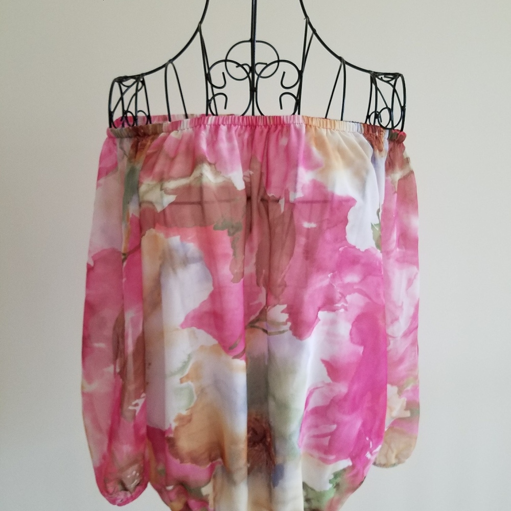 Pretty top - Sweet Pea by Stacy Frati - Versatile!  Size Small